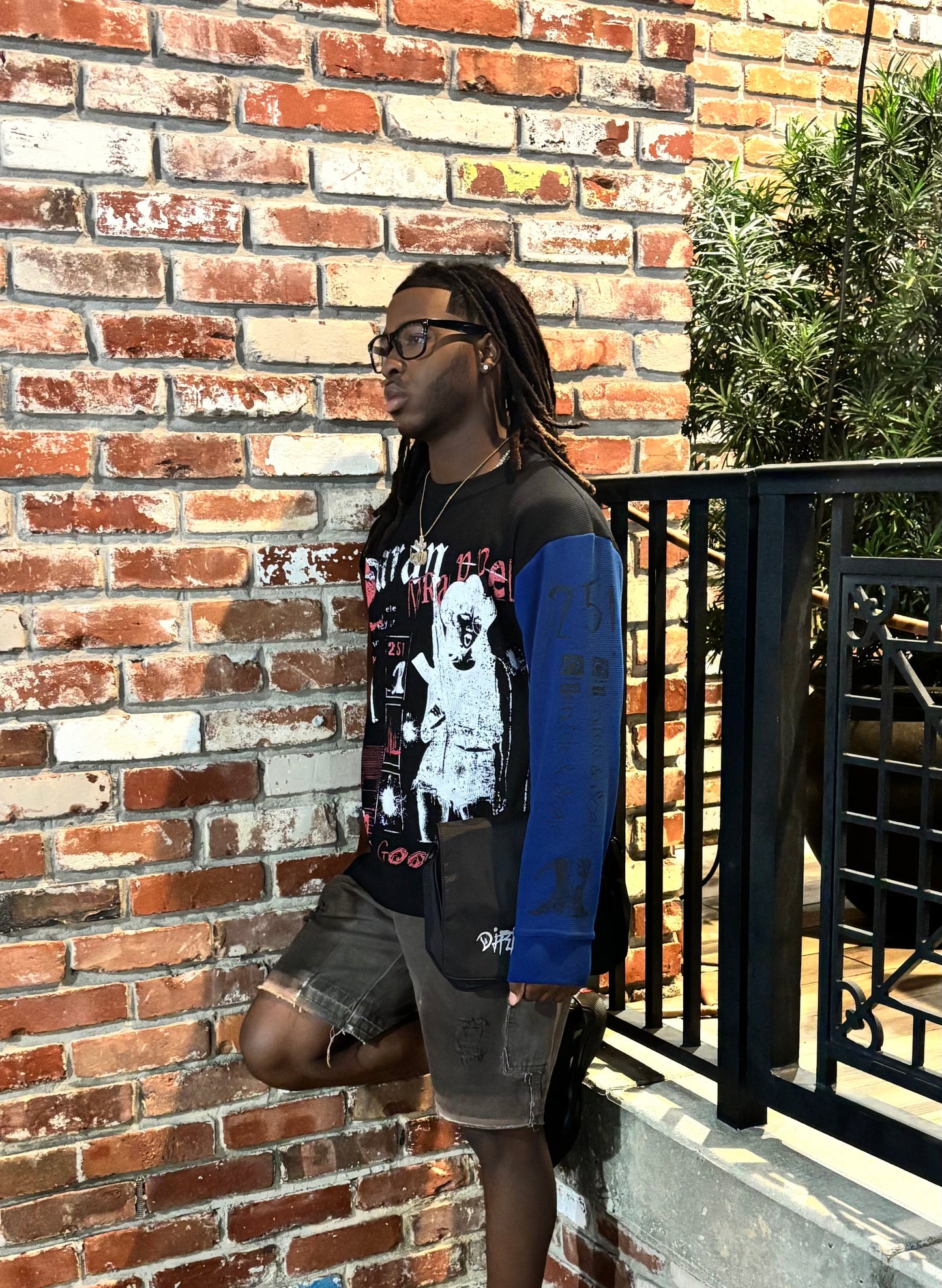 Saran Wrapped Thermal Black Brown Blue