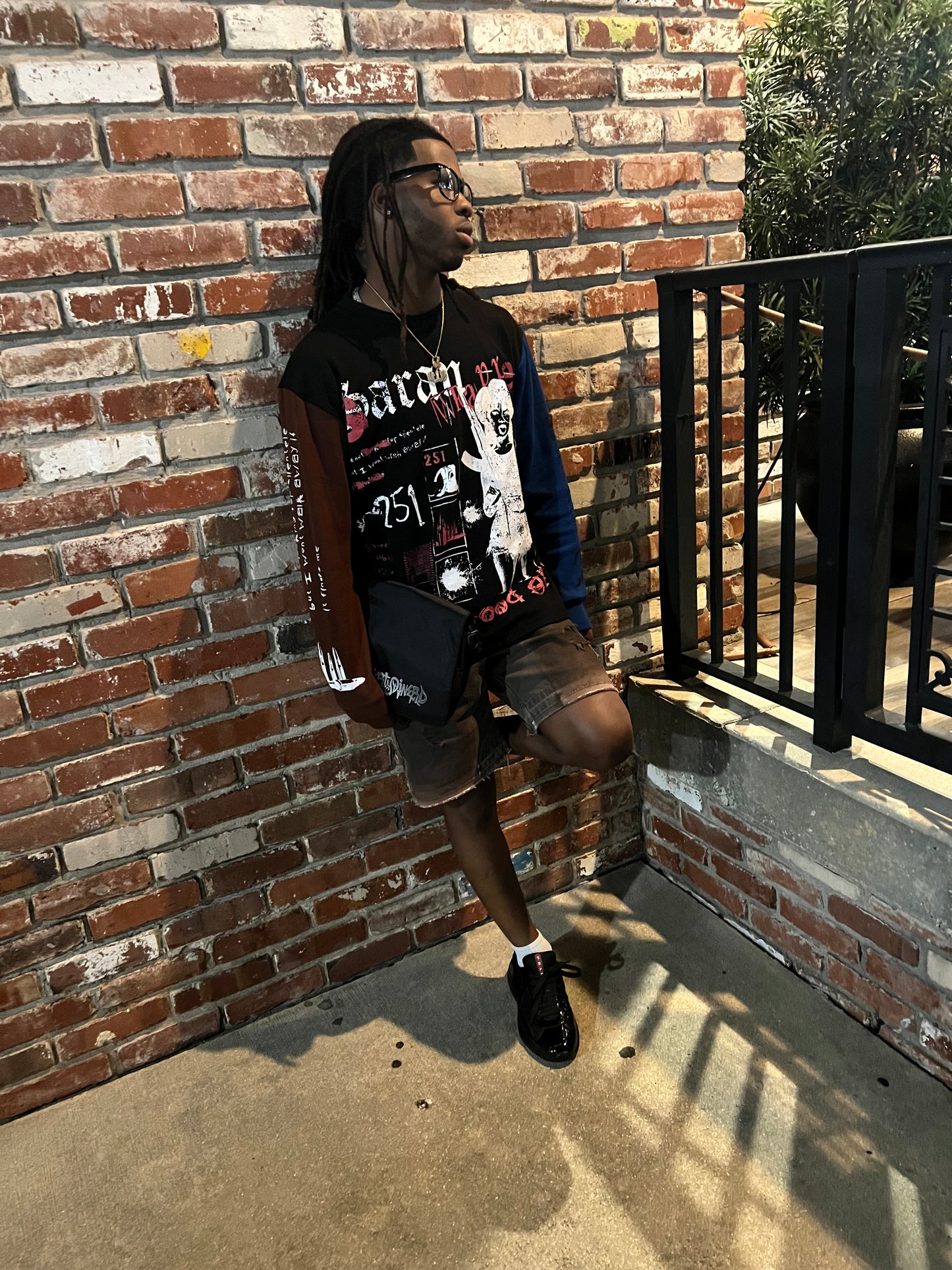 Saran Wrapped Thermal Black Brown Blue