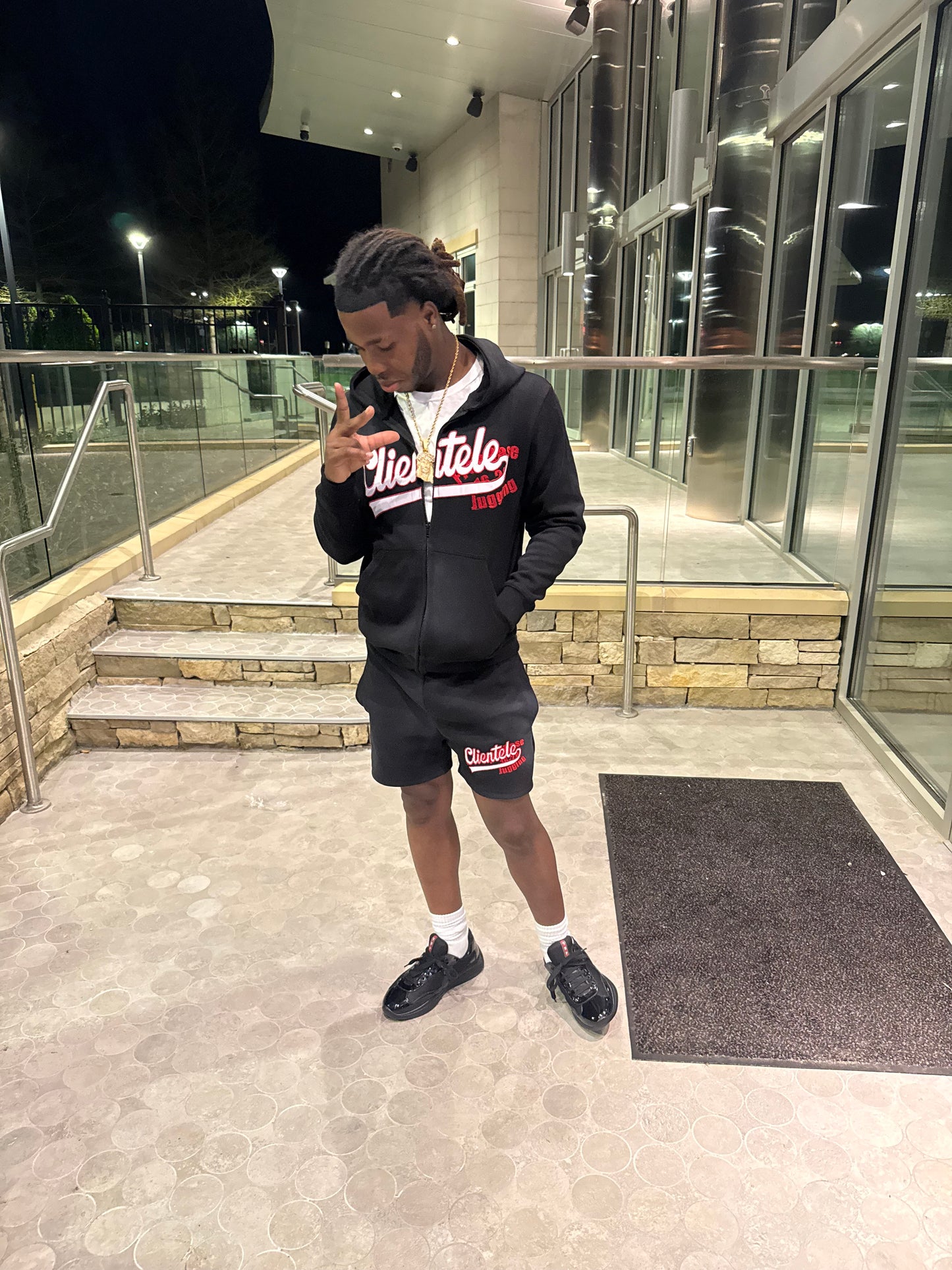 Clientele Black Red White Set
